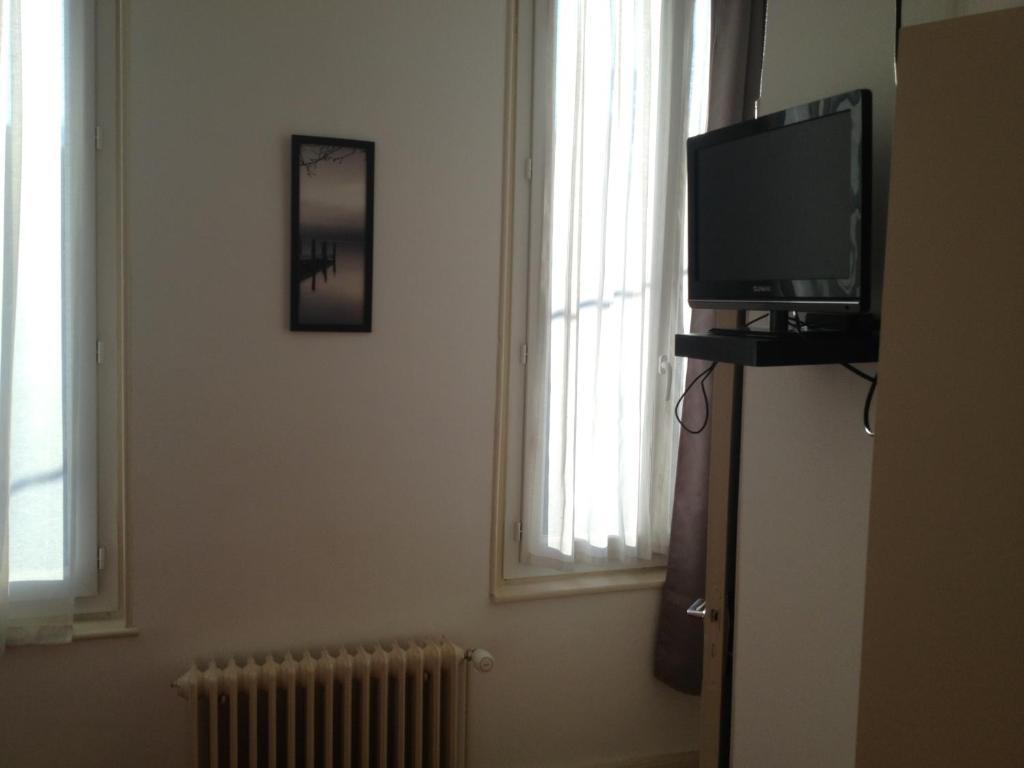 Hotel Le Fecamp Bolbec Room photo
