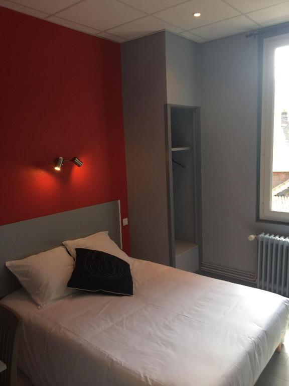 Hotel Le Fecamp Bolbec Room photo