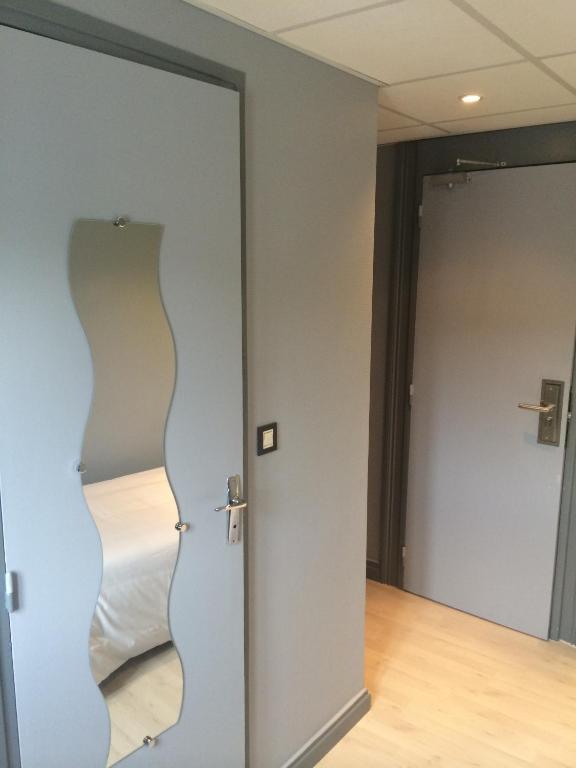 Hotel Le Fecamp Bolbec Room photo