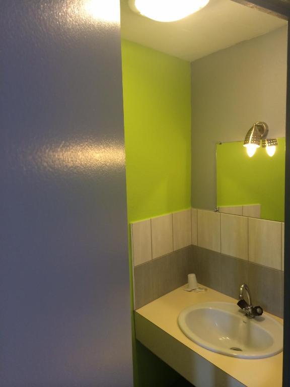 Hotel Le Fecamp Bolbec Room photo